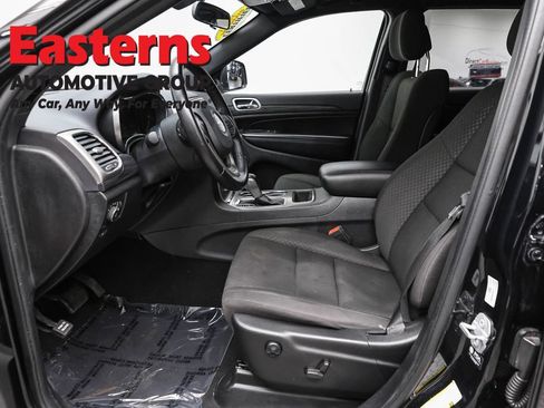Used 2021 Jeep Grand Cherokee Laredo AWD/4WD image 14
