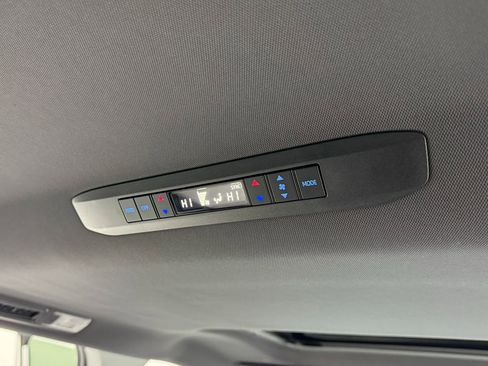 Used 2024 Toyota Sienna XSE image 31