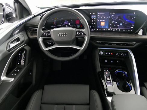 New 2025 Audi Q5 Premium Plus image 26