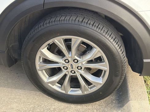Used 2020 Ford Explorer Limited AWD/4WD image 5