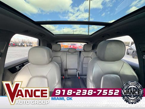 Used 2019 Porsche Cayenne S image 36