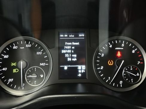 Used 2020 Mercedes-Benz Metris Passenger image 21