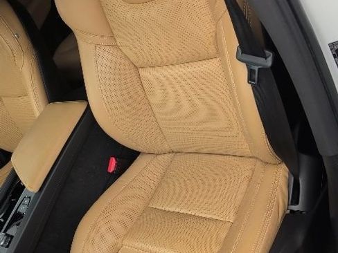 Used 2023 Volvo XC60 T8 Ultimate AWD/4WD image 20