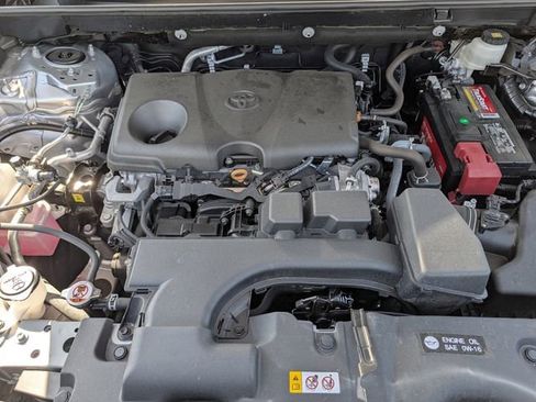 Used 2024 Toyota RAV4 LE FWD image 31