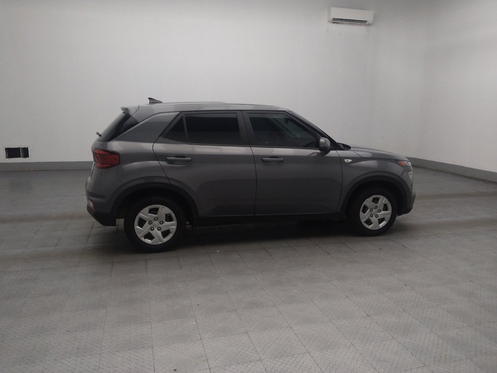 Used 2020 Hyundai Venue SE FWD image 10