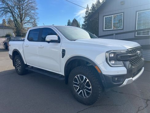 Used 2024 Ford Ranger Lariat w/ FX4 Off-Road Package image 3