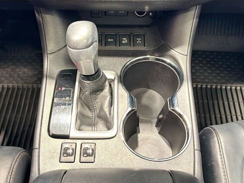 Used 2017 Toyota Highlander XLE w/ Protection Package #3 image 15