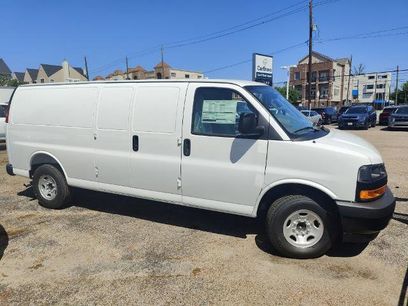 New 2025 Chevrolet Express 3500 Extended w/ Driver Convenience Package