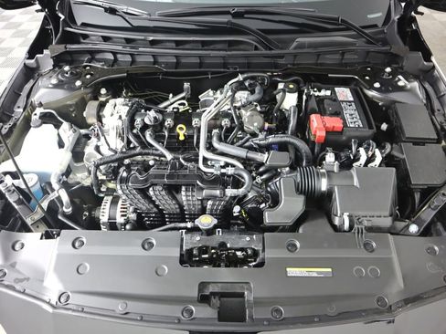 New 2025 Nissan Altima 2.5 SR w/ SR Premium Package image 11