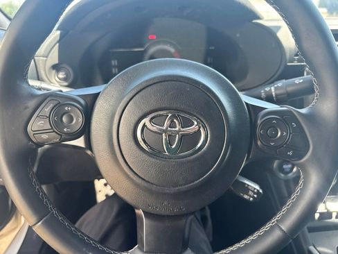 Used 2023 Toyota GR86 Premium RWD image 9