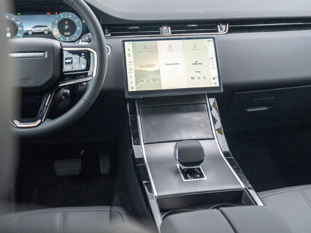 New 2026 Land Rover Range Rover Evoque S AWD/4WD image 20