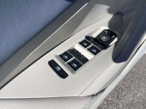 New 2026 Volkswagen Jetta SE image 20