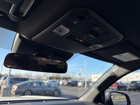 Certified 2025 Toyota 4Runner SR5 image 31