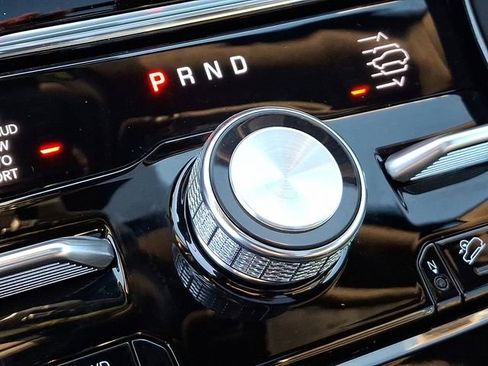 Used 2025 Jeep Grand Cherokee Summit image 15