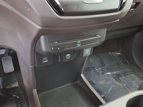 Used 2023 Honda Odyssey Touring image 21