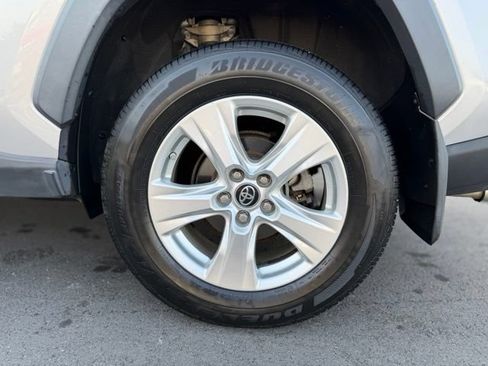 Used 2019 Toyota RAV4 LE w/ All Weather Liner Package AWD/4WD image 28