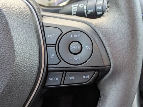Used 2023 Toyota RAV4 XSE AWD/4WD image 25