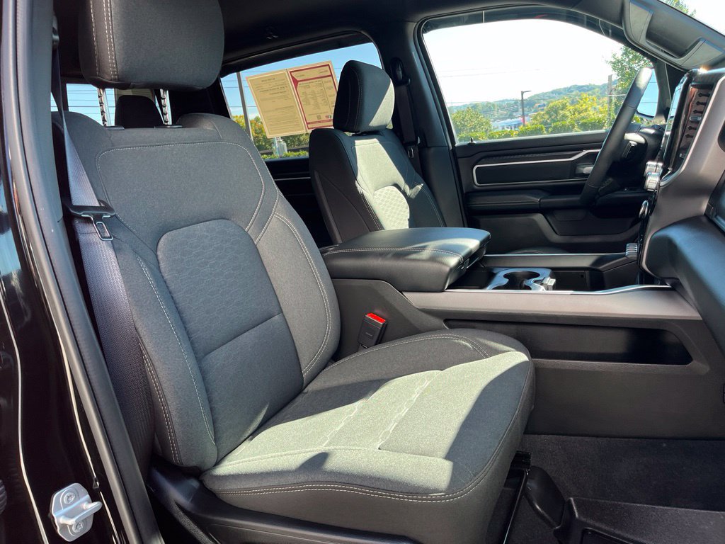 Used 2026 RAM 1500 Big Horn AWD/4WD image 30