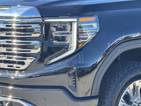 Used 2025 GMC Sierra 1500 Denali image 6