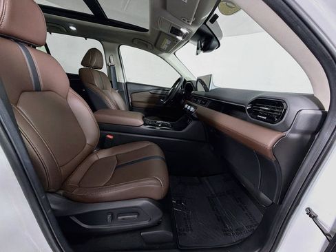 Used 2026 Honda Pilot Touring image 30