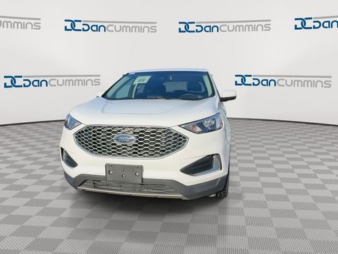 Certified 2024 Ford Edge SEL image 4