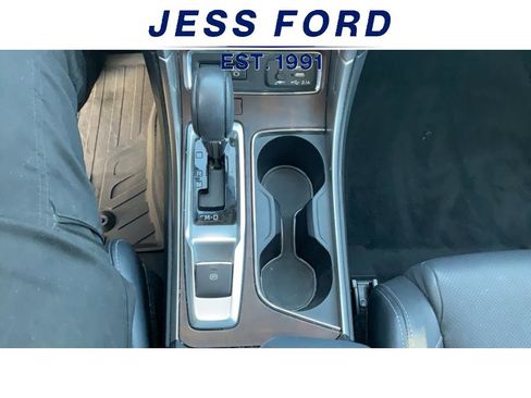 Used 2022 Subaru Ascent Touring image 16