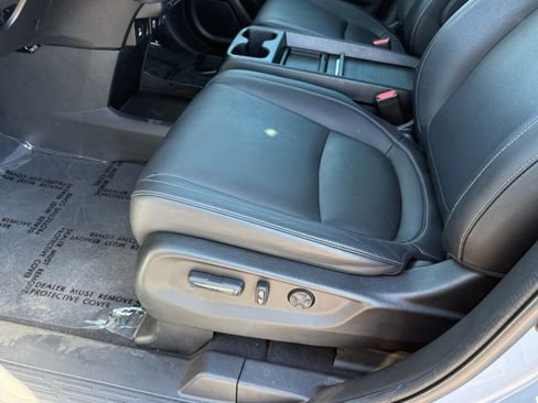 Used 2024 Honda Odyssey Touring image 14