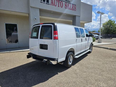 Used 2025 Chevrolet Express 2500 w/ Driver Convenience Package RWD image 9