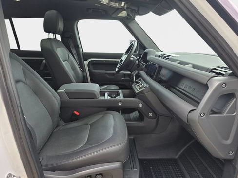Used 2023 Land Rover Defender 110 X-Dynamic SE AWD/4WD image 10
