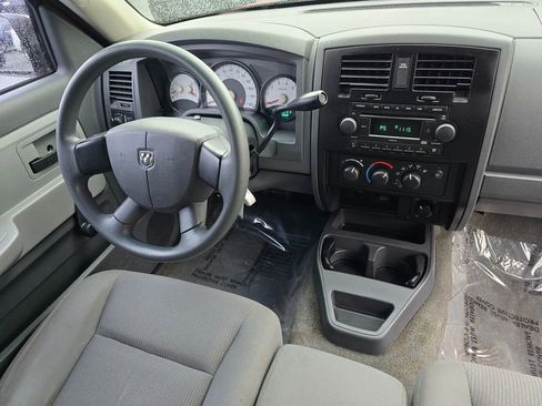 Used 2006 Dodge Dakota ST image 11