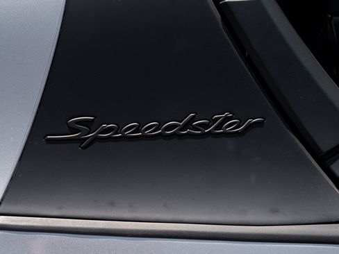 Used 2019 Porsche 911 Speedster RWD image 64