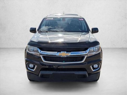 Used 2019 Chevrolet Colorado LT w/ LT Convenience Package image 2