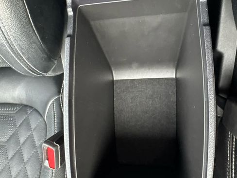 Used 2023 Ford Escape Platinum w/ Premium Technology Package image 32