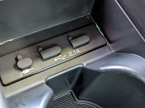 Used 2025 Toyota GR86 Premium image 29