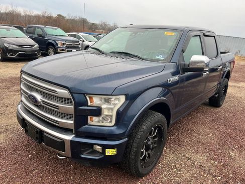Used 2015 Ford F150 Platinum w/ Equipment Group 701A Luxury image 5