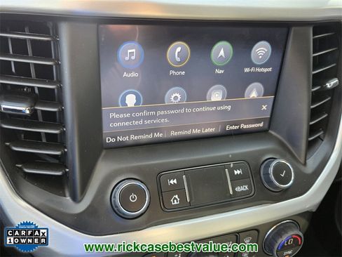 Used 2023 GMC Acadia SLT w/ Elevation Edition image 24