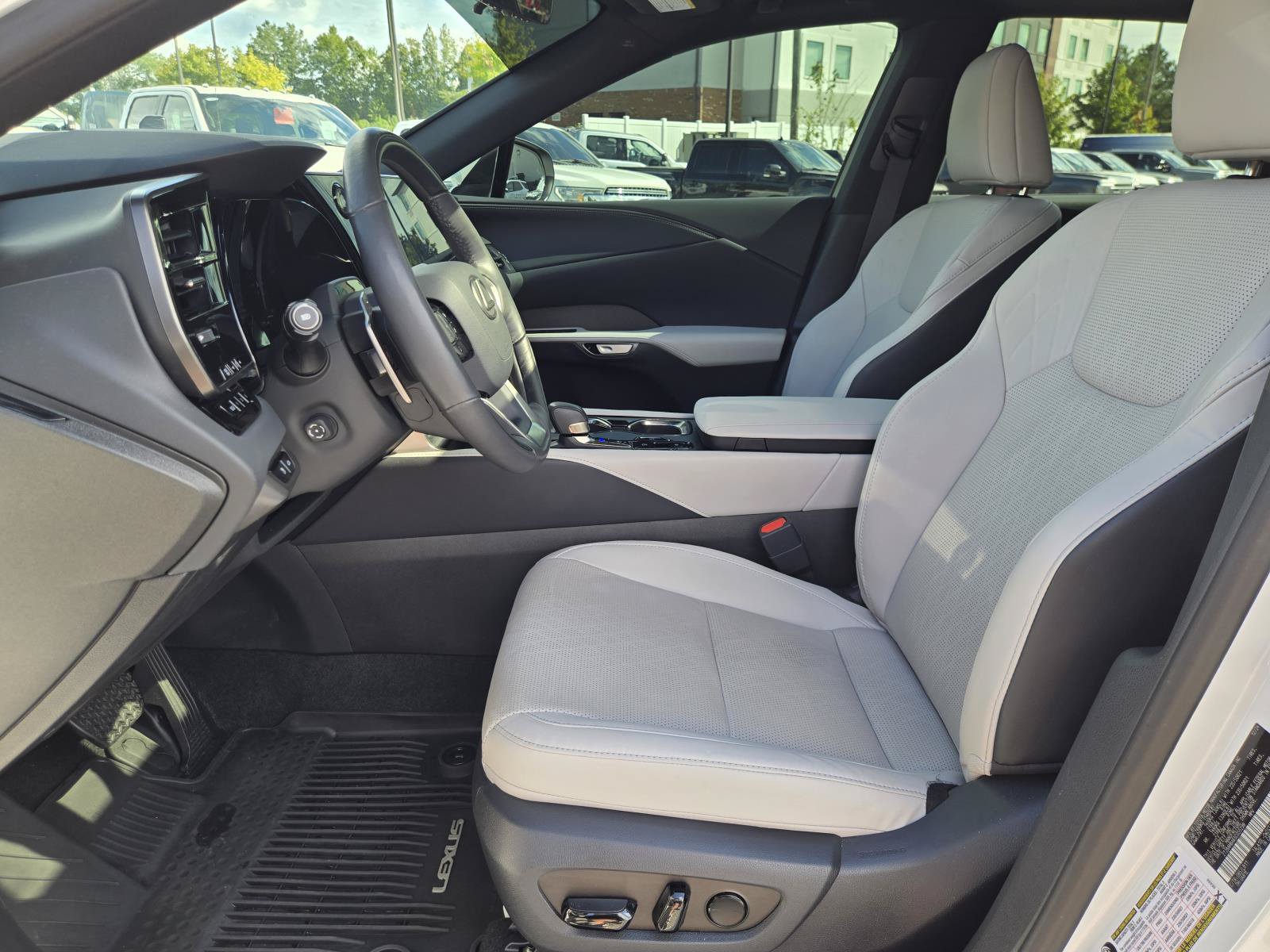 Used 2025 Lexus RX 350 Premium Plus w/ Convenience Package FWD image 22