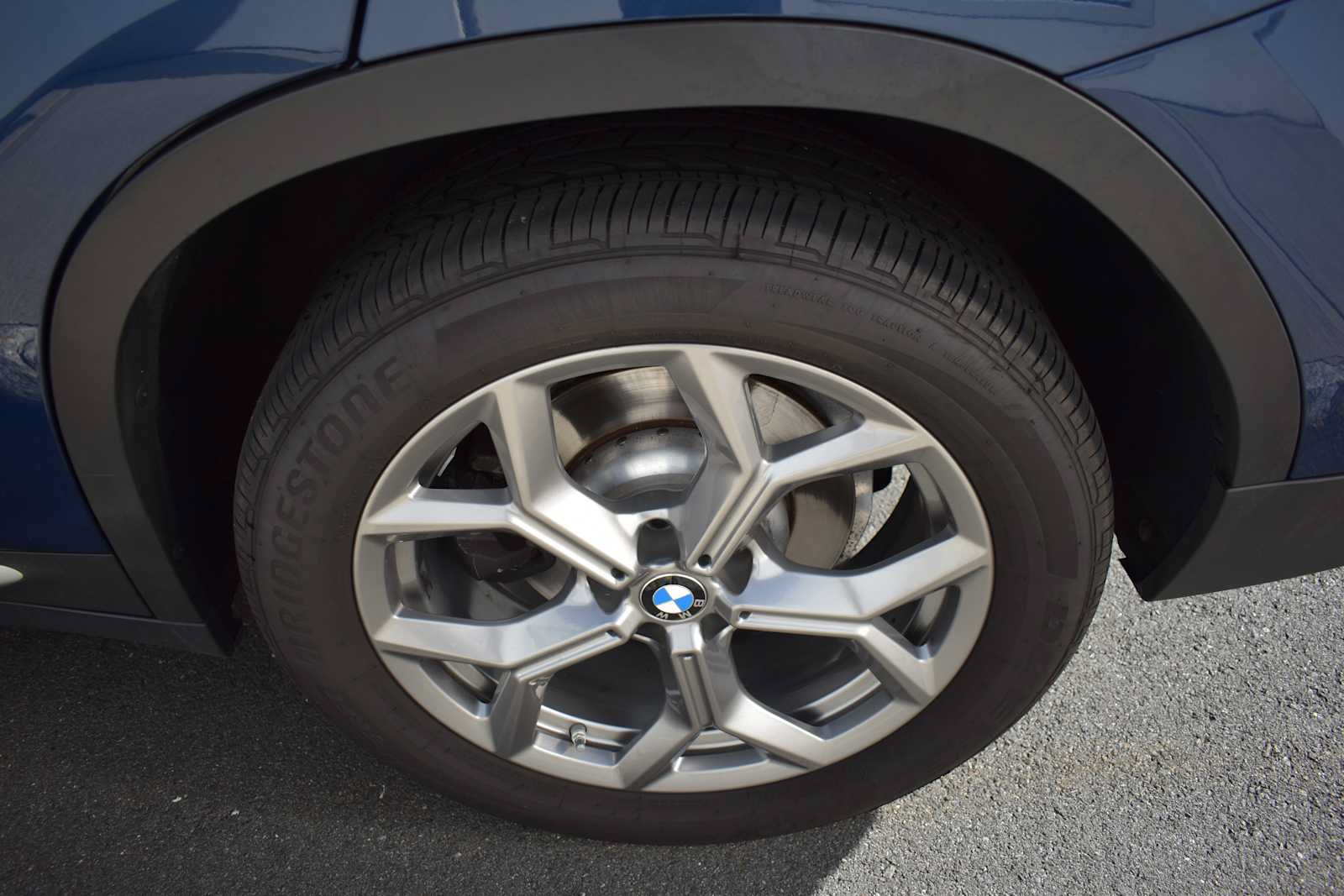 Used 2021 BMW X4 xDrive30i w/ Premium Package AWD/4WD image 24