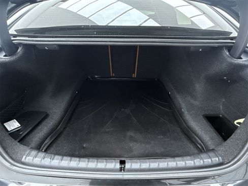 Used 2020 BMW 530i w/ Convenience Package image 35