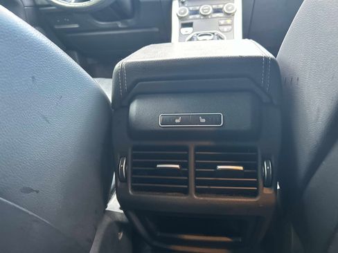 Used 2017 Land Rover Range Rover Evoque SE image 16