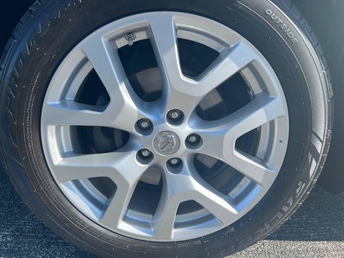 Used 2012 Nissan Rogue SL AWD/4WD image 11
