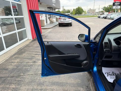 Used 2007 Honda Fit image 8
