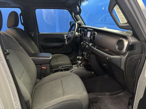 Used 2020 Jeep Wrangler Unlimited Sport S AWD/4WD image 22