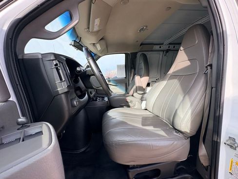 Used 2021 Chevrolet Express 2500 Extended w/ Driver Convenience Package image 18