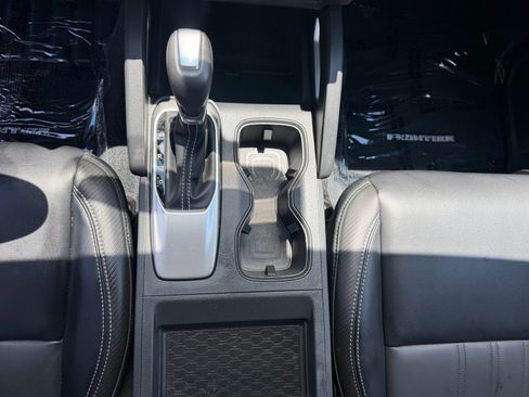 Used 2024 Nissan Frontier SL w/ Technology Package RWD image 40