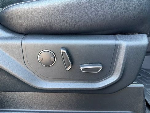 Used 2019 Ford F250 Lariat w/ Chrome Package AWD/4WD image 22