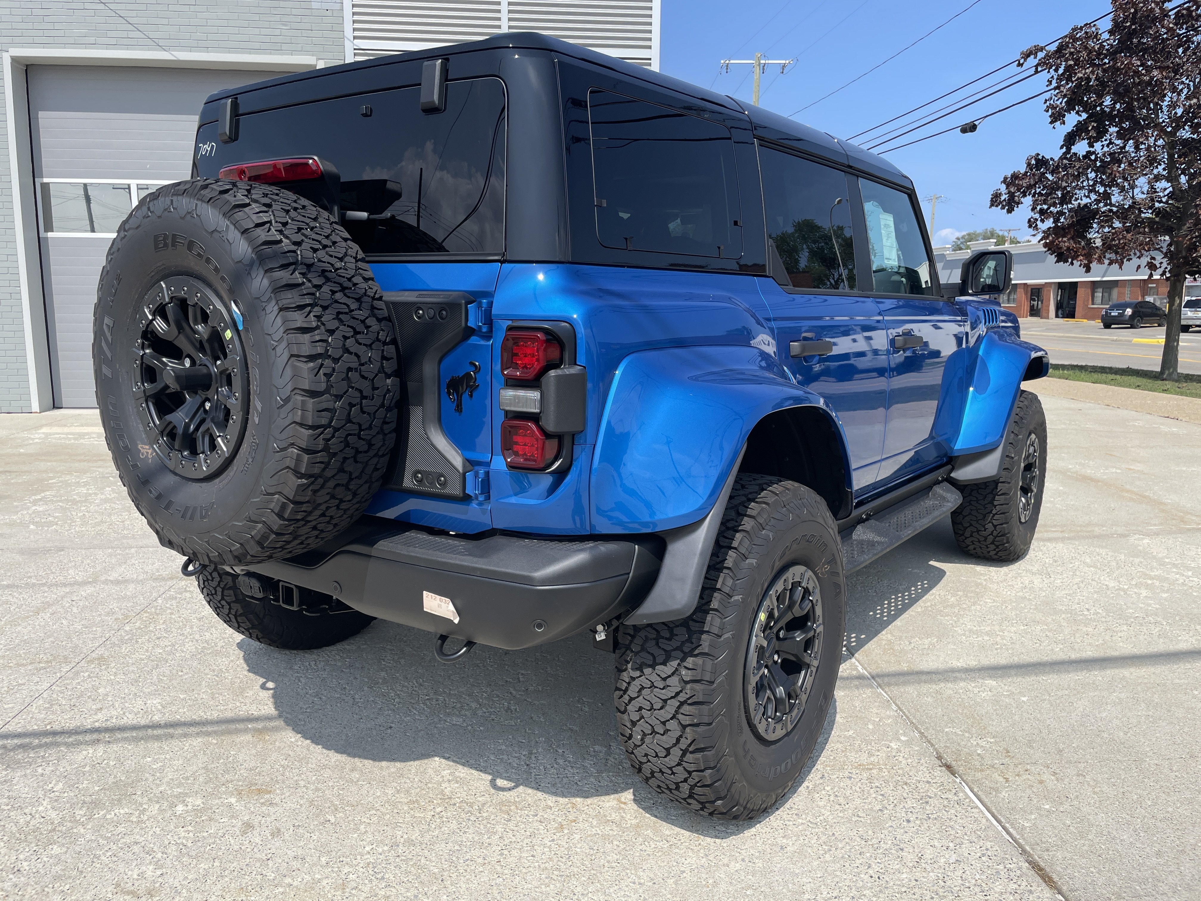 New 2026 Ford Bronco Raptor AWD/4WD image 4