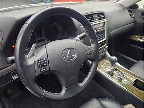 Used 2010 Lexus IS 250 w/ Premium Pkg Value Edition RWD image 2