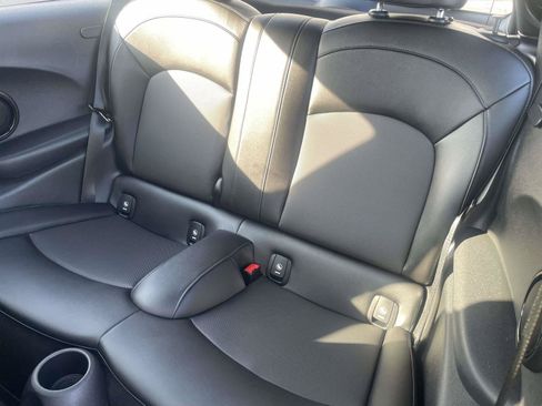 Used 2018 MINI Cooper S FWD image 10
