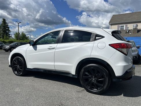 Used 2022 Honda HR-V Sport image 6